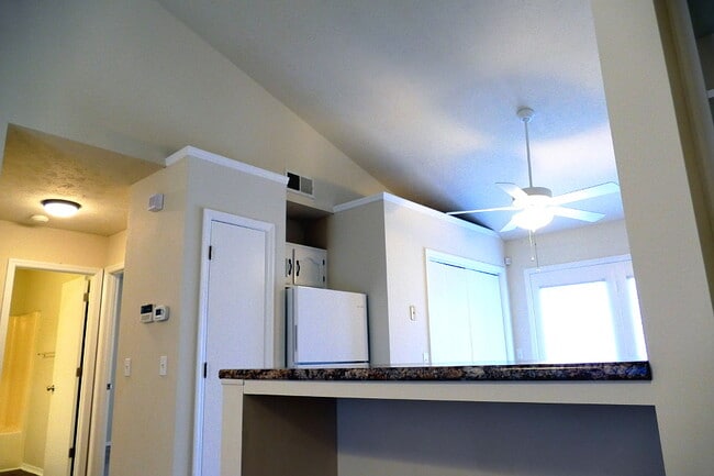 1015 Walton Ln Unit A6