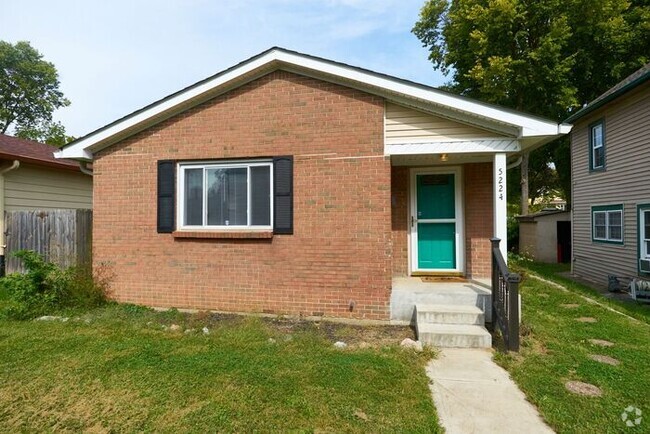 Building Photo - 3 Bedroom in Irvington Rental