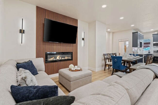 Photo - 375 E 800 S Unit 375