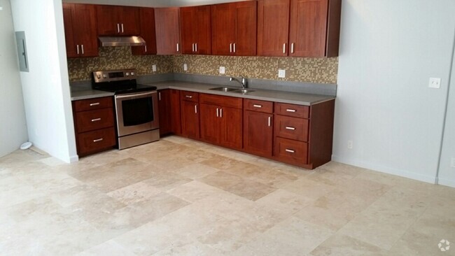 Building Photo - Kaimuki Duplex, 3 Bedroom, 2 baths, 2 park... Rental