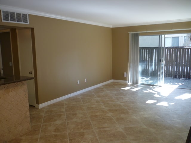 Photo - 18350 Hatteras St Unidad 108