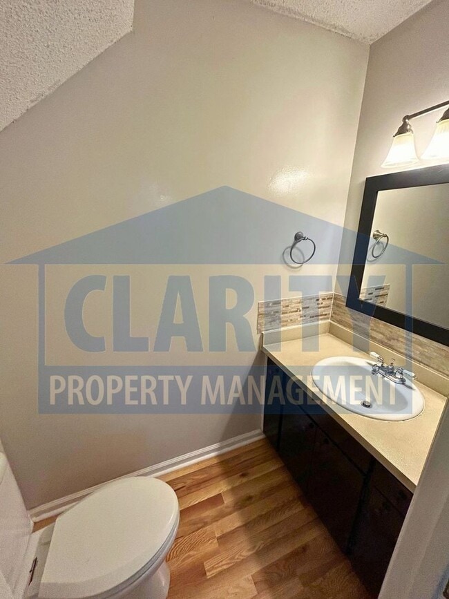 206 Cliftview Dr