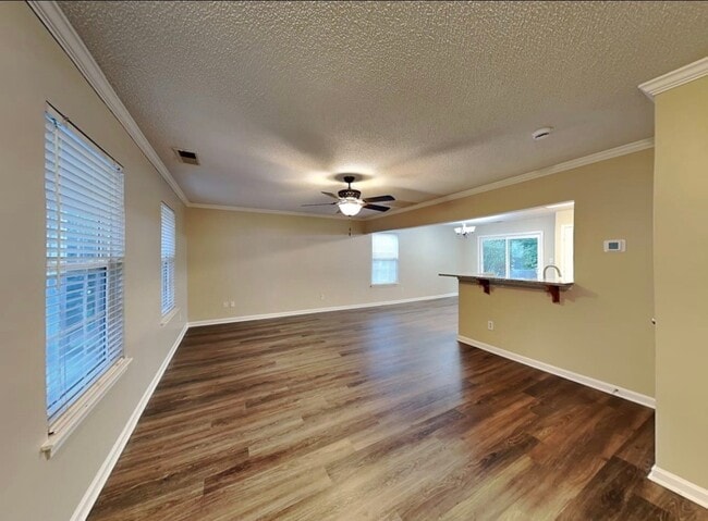 Photo - 10636 Greatford Ct