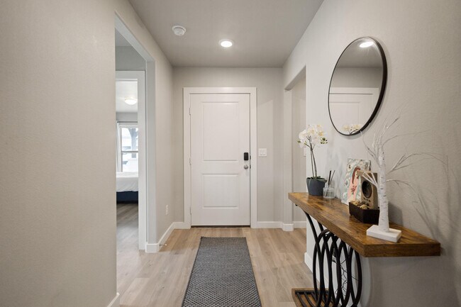 Photo - 2012 139th St