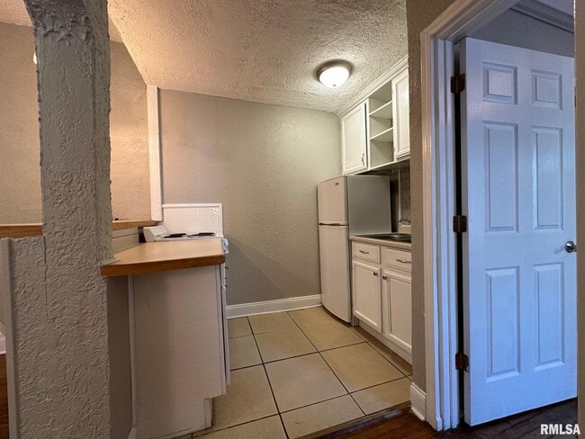 Photo - 333 S Douglas Ave Unidad 3