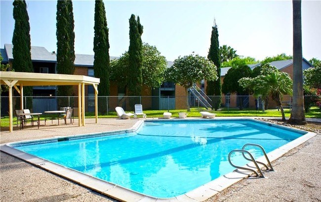 Palms Apartments
