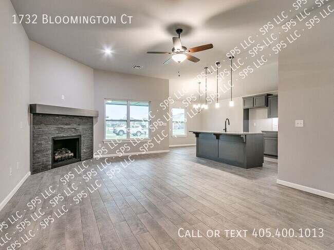 Photo - 1732 Bloomington Ct