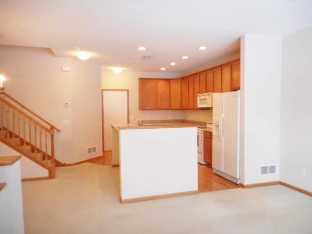 Photo - 6708 Narcissus Ln N