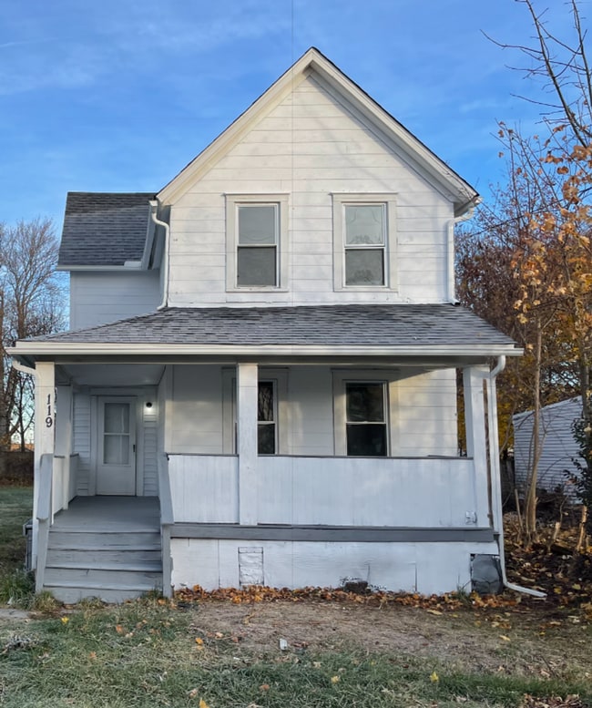 Building Photo - SECTION 8 and EDEN Accepted!! Stunning 4-Bed, 2-Bath Renovation in Lorain!!