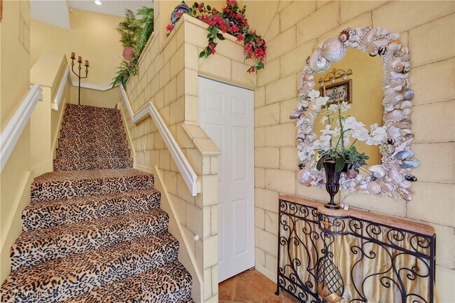 Photo - 10801 Crooked River Rd Unit 203
