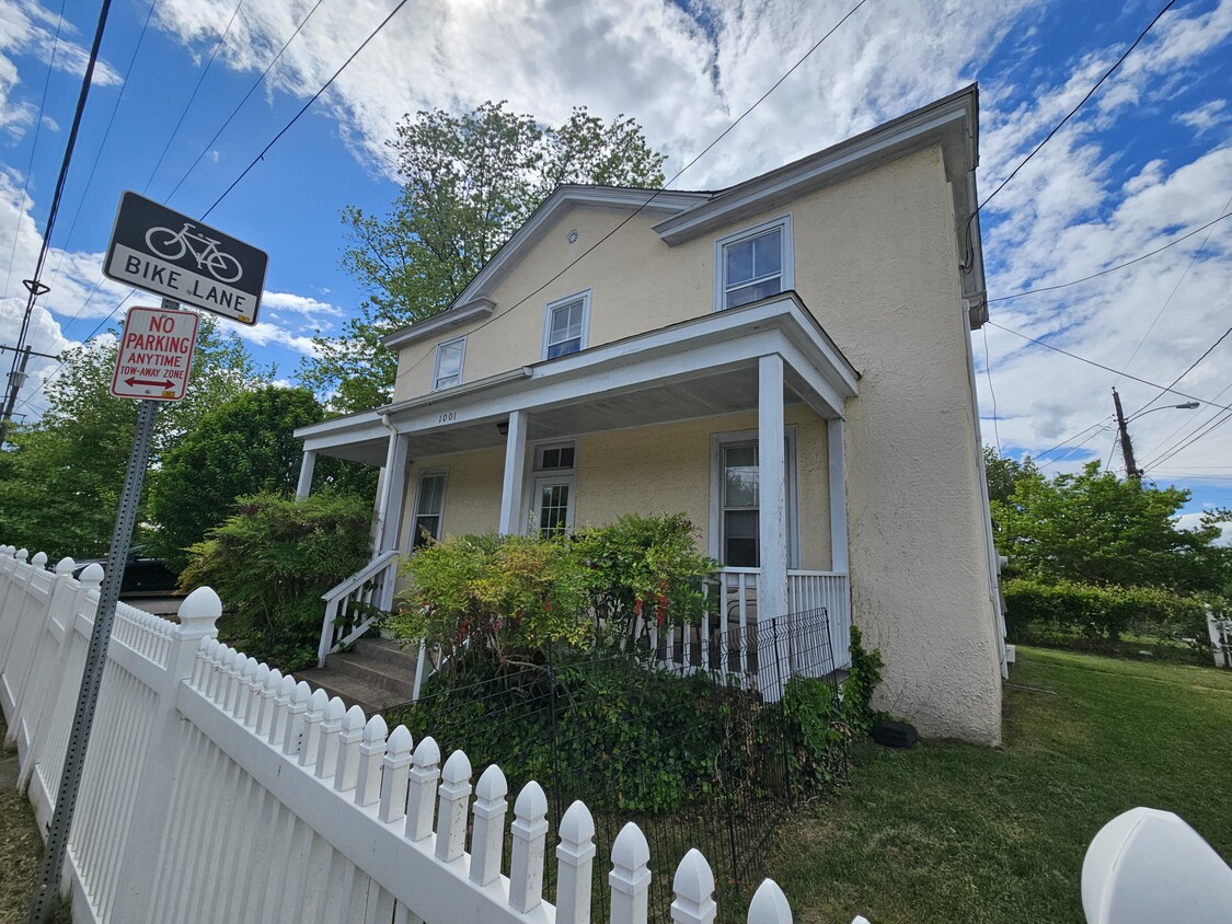 Photo - 1001 Avon St (Charlottesville, VA)