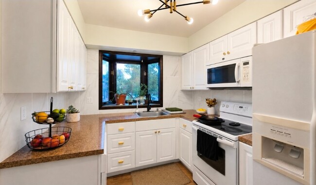 Photo - 1440 Edora Rd