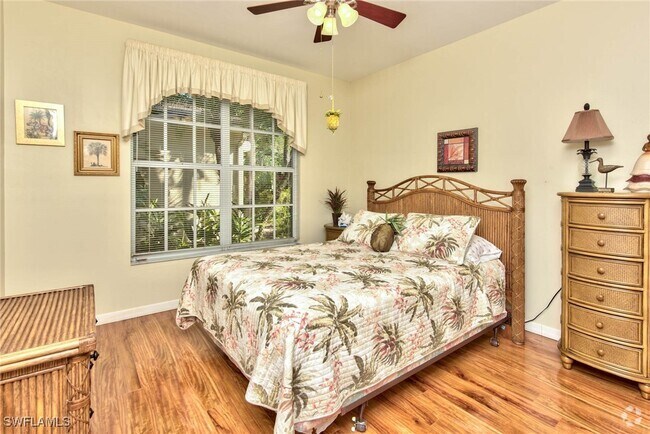 Building Photo - 4200 Sawgrass Point Dr Unit 101 Rental