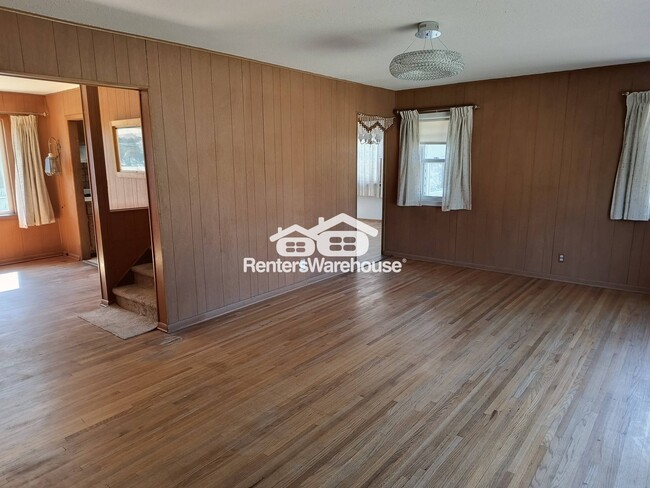 Photo - 6233 3rd Ave S