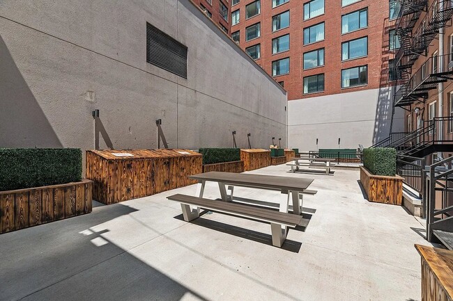 Photo - 163 Ludlow St Unit GG