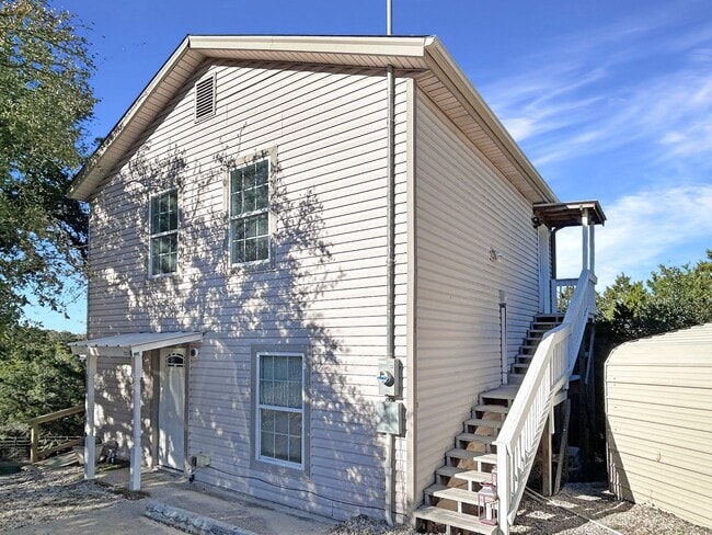 Building Photo - 1 Bedroom - Downstairs Duplex in Canyon Lake - Hill Country Views