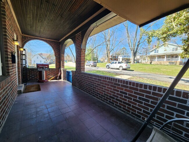 Photo - 3 Bedrooms 1 bath home for RENT!