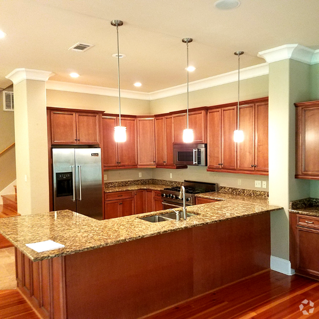 Building Photo - 1842 Ashley Hall Way Rental