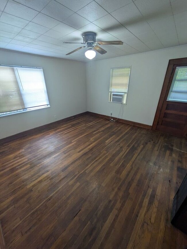 Photo - 1BD/1BA Unit in Hickory