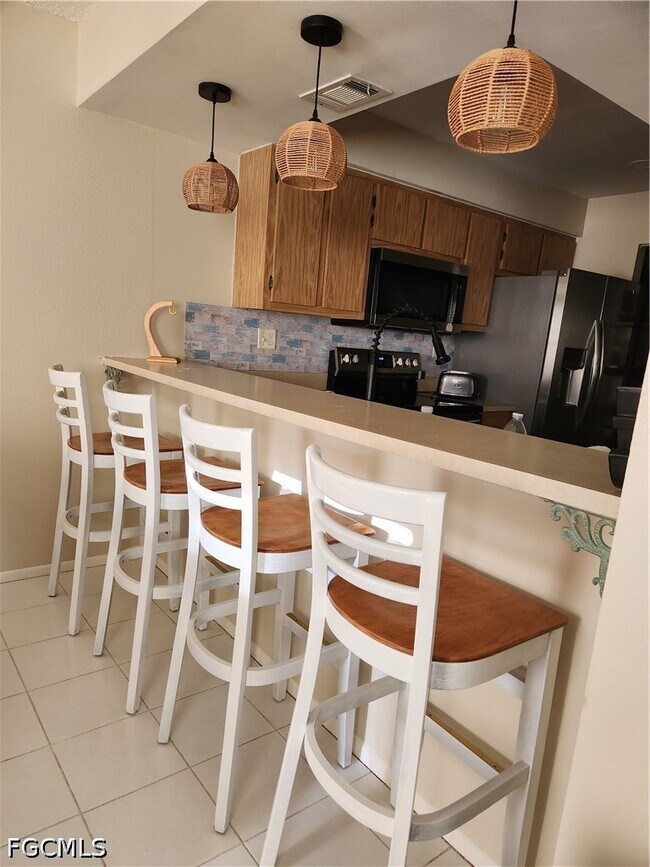 1064 Villa Dr Unidad C103