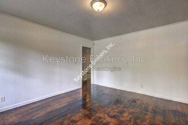 Photo - 2634 Tredway Dr