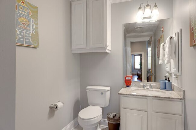 Photo - 500 Jefferson St