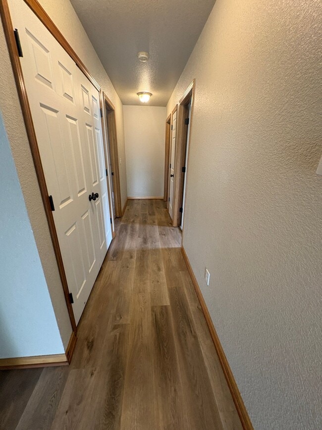 Photo - 107 SW Rock Gdn Ln