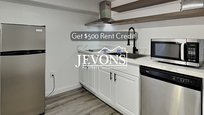 Building Photo - 630 N Skyline Dr Unit B Rental