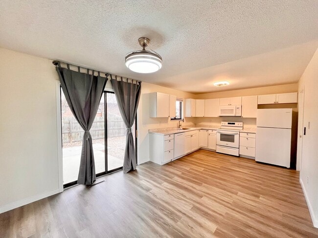 Photo - 2217 Bismarck Ct