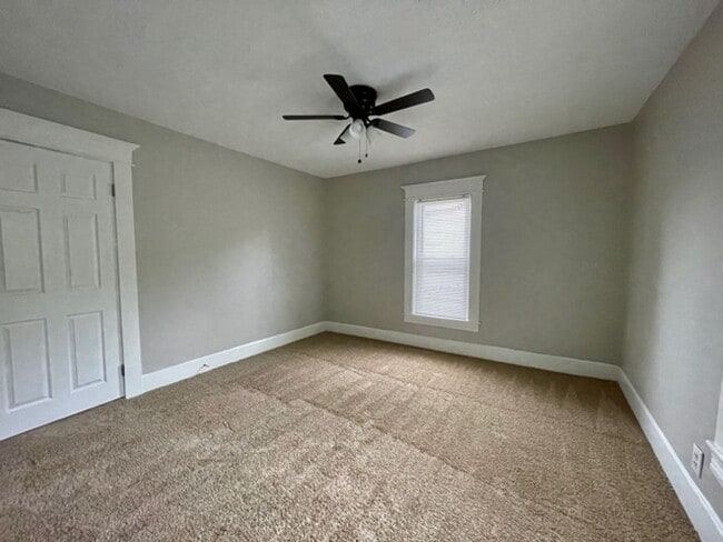 Photo - PERFECT 2 Bedroom Move-In Ready!
