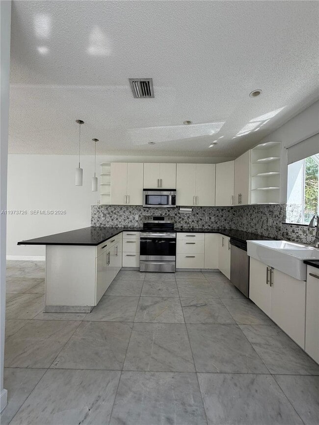 Photo - 1534 Weeping Willow Way