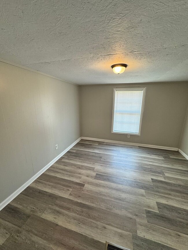 181 Oscar Cruz Rd