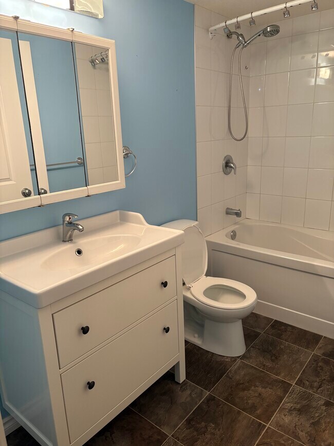 Photo - 63 Auburn Glen Green SE