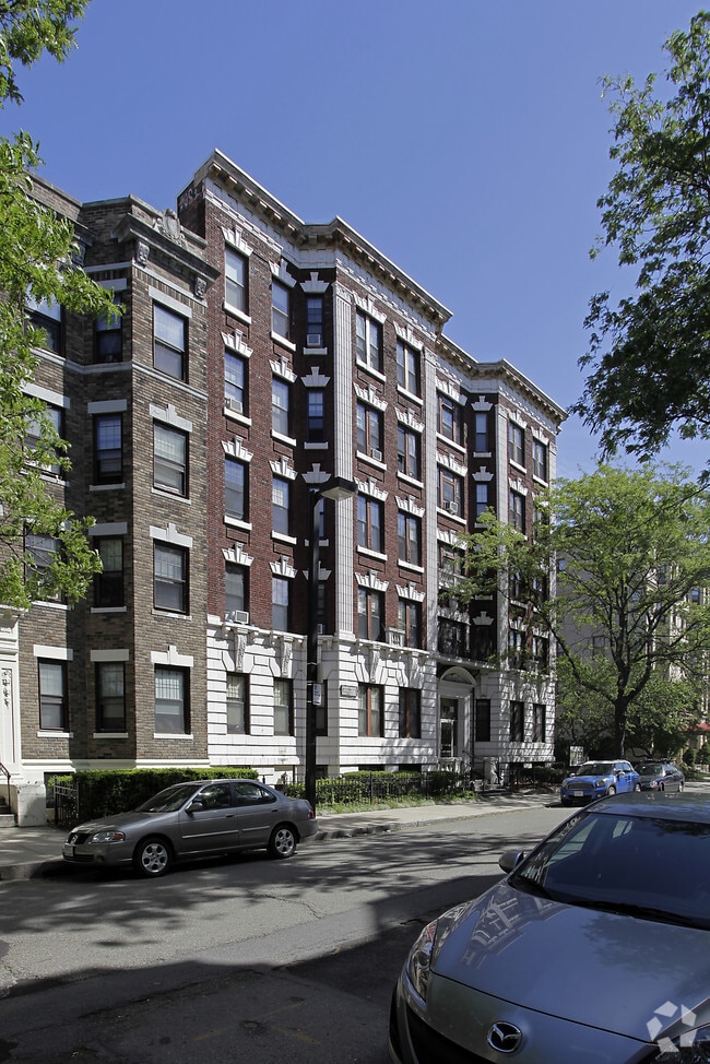 97 St Stephen St.