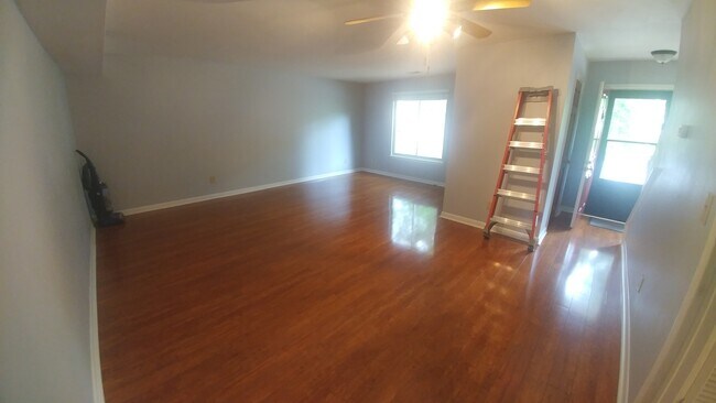 Sala de estar - 1722 Donlee Dr Unidad 1722