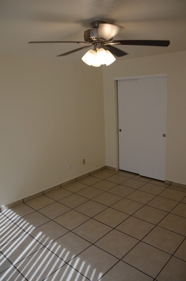 2438 N Palo Hacha Dr Townhome For Rent in Tucson, AZ