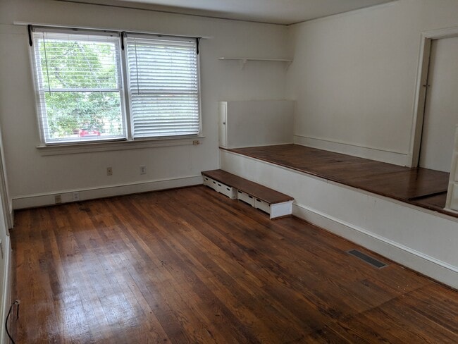 Photo - 218 Hillcrest Ave Unit 218