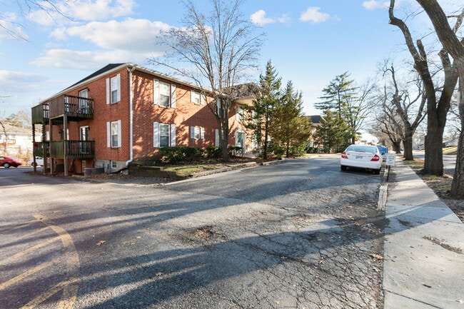 Photo - 8327 Lowell Ave