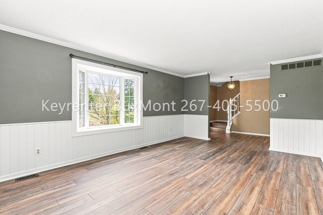 Photo - 117 Victoria Ln