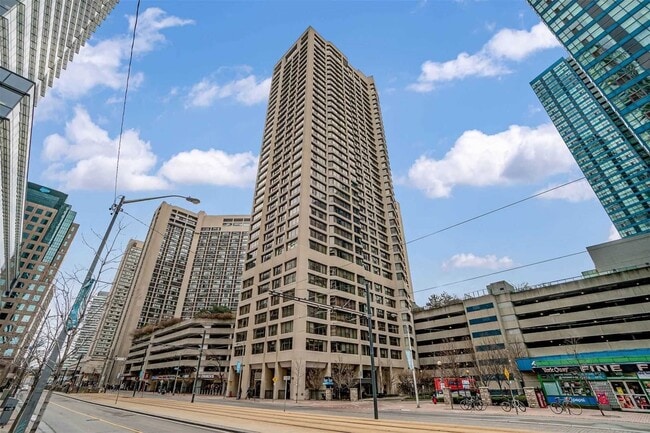 Building Photo - 55-3355 Harbour Square