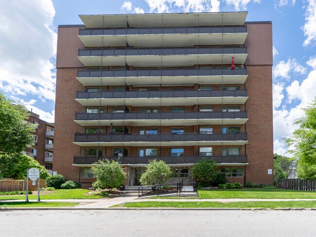 Photo - Mapleview Manor