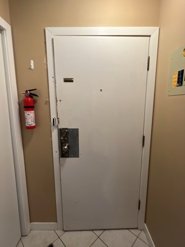 Photo - 5328 54 St