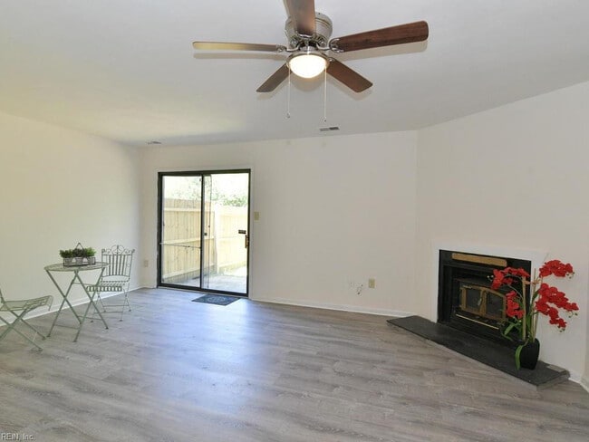 Photo - HILLTOP AREA FOR RENT!