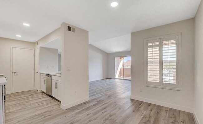 Photo - MODERN 1 BED 1 BATH CONDO AT COPPER SANDS! Unit 2014