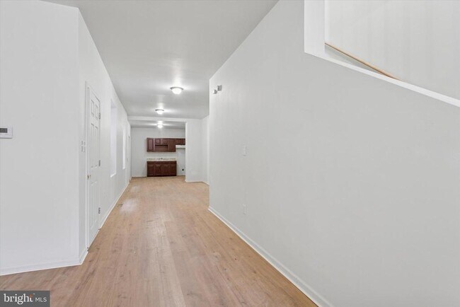 Photo - 3031 Page St