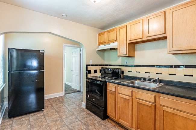 Photo - 2606 Winfred Ave