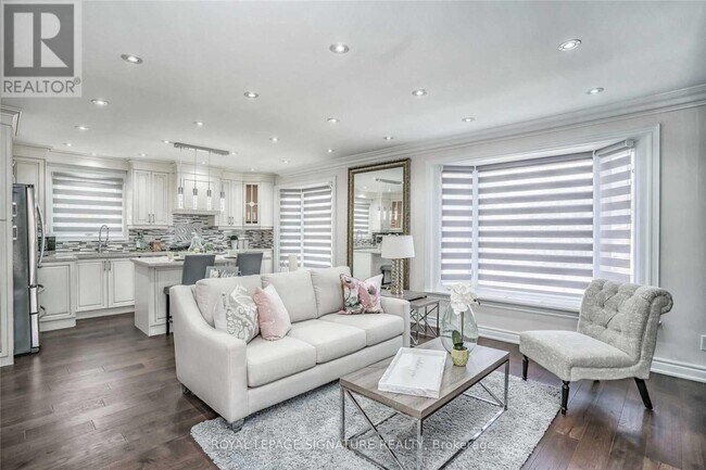 Photo - 14 Milford Haven Dr