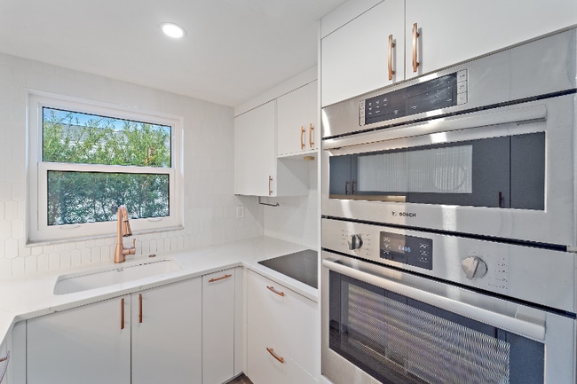 Photo - 4526 S Lockwood Ridge Rd