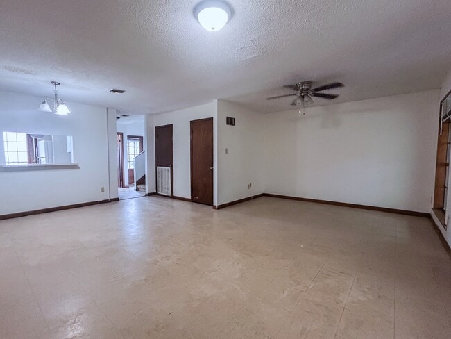 Photo - 2830 Louisiana Ave