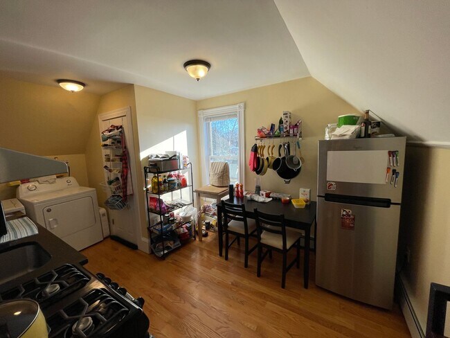 Photo - 5 Irving St Unidad Apartment #3